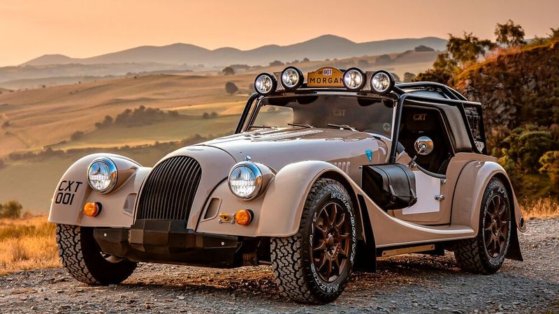 Der CX-T ist ein Sondermodell von Morgan, das mit verbesserten Offroad-Eigenschaften punkten will.