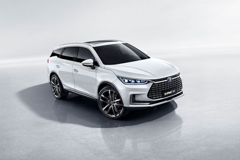 Mit Modellen wie dem Tang EV600 will BYD auf den europäischen Märkten aktiv werden.