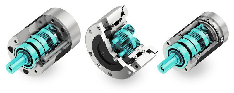 Die C-Baureihe „Compact“ (Mitte) steht für eine verkürzte Baulänge, die R-Baureihe „Radial“ (re.) für einen geringeren Durchmesser. Im Vergleich die bereits bestehende Baureihe PM105LN (li.).