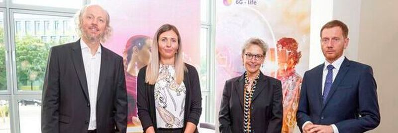 Opening vom „6G-Life-Forschungshub“: Prof. Frank Fitzek, 6G-Life Program Manager Sarah Franke, TUD-Rektorin Prof. Ursula M. Staudinger und der Sächsische Ministerpräsident Michael Kretschmer.