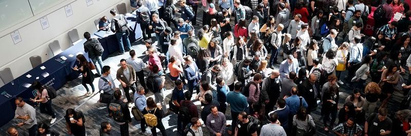Leaderfassungen sind sowohl auf Präsenz-, als auch auf Digitalmessen ein Muss.