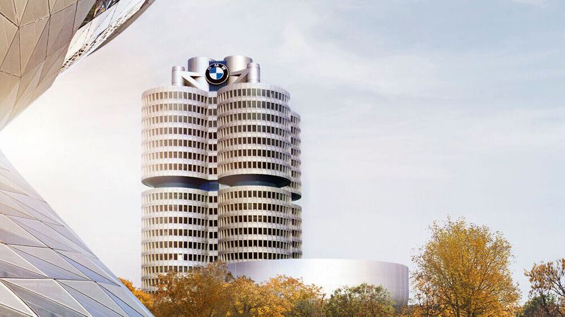Der Automobilhersteller setzt künftig bei der Autoproduktion auf eine Kreislaufwirtschaft. „Dabei geht es nicht nur um ökologische, sondern auch um betriebswirtschaftliche Nachhaltigkeit“, sagte Vorstandschef Oliver Zipse.
