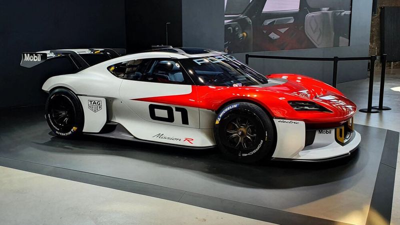Der Mission R: Porsches Konzeptstudie für einen elektrifizierten Motorsport.