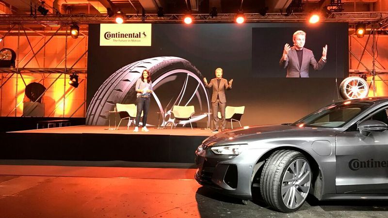 Ex-Formel-1-Weltmeister Nico Rosberg pries bei der Präsentation die Qualitäten des Conti „Sport-Contact 7“ in den höchsten Tönen.