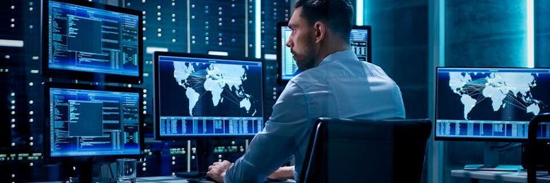Eine effektive Datenauswertung führt bei IT-Security-Teams zu besseren Entscheidungen, da diese Daten die Grundlage für Sicherheitsanalysen bilden.