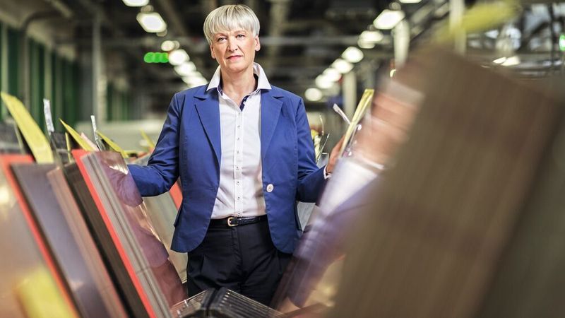 Margret Gleiniger, Geschäftsführerin KSG: „Wir fertigen die Leiterplatten für die künftigen Industrieanwendungen mit 5G und 6G.“