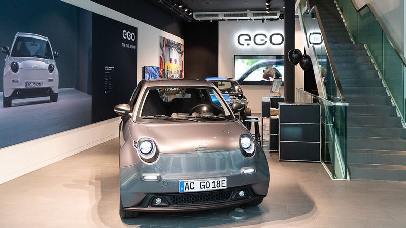 Der Aachener Elektroauto-Hersteller Next E-Go Mobile hat in Hamburg (im Bild) und Düsseldorf zwei Brandstores eröffnet.