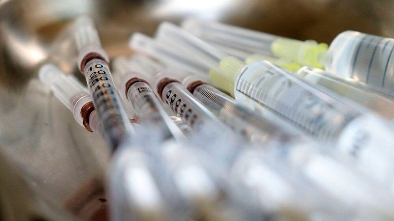 Mit der neuen Regelung zum Verdienstausfall möchte der Bundesgesundheitsminister für mehr „Fairness“ sorgen und die Impfquote erhöhen.