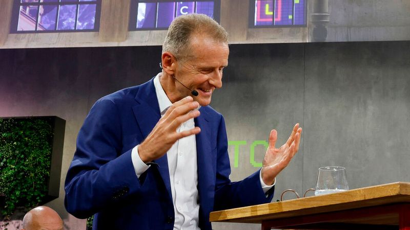 Volkswagen-Chef Herbert Diess hat seine kürzlich geäußerte Kritik zu Ionity etwas abgeschwächt.