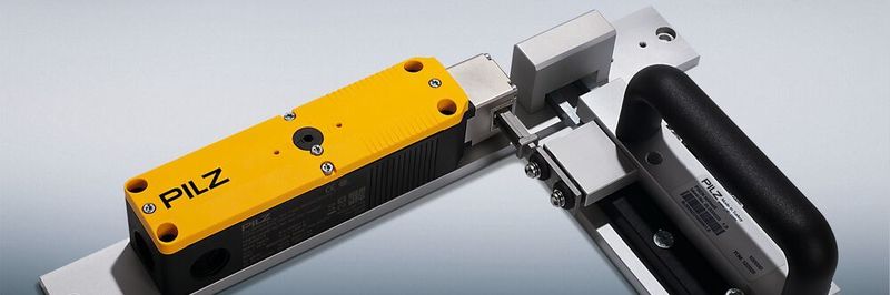 PSENbolt erfüllt in Kombination mit dem Schutztürsystem PSENmech mit Zuhaltung eine sichere Verriegelung und sichere Zuhaltung bis PL d nach EN/ISO 13849-1 bzw. SIL CL 2 nach EN/IEC 62061.