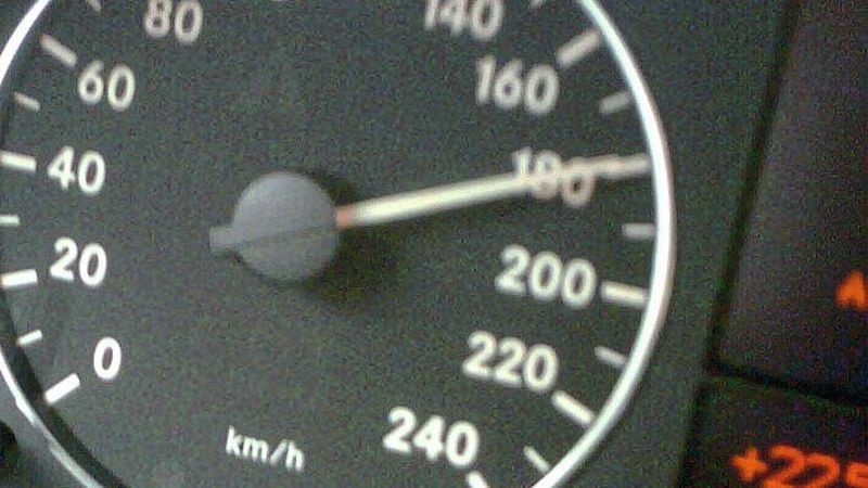 Soll es ein generelles Tempolimit auf deutschen Autobahnen geben?