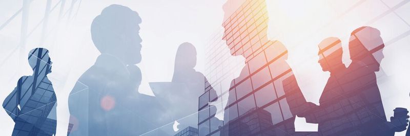 Die Digitalisierung verändert hierarchische Beziehungen und Organisationsstrukturen in Unternehmen.