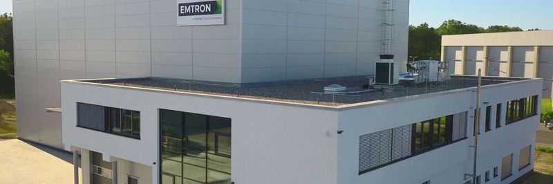 Das neue Labor-, Büro- und Logistikzentrum von Emtron in Riedstadt.