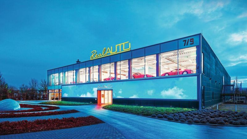 Real Auto ist ein Oldtimer-Autohaus mit einer besonderen Philosophie.