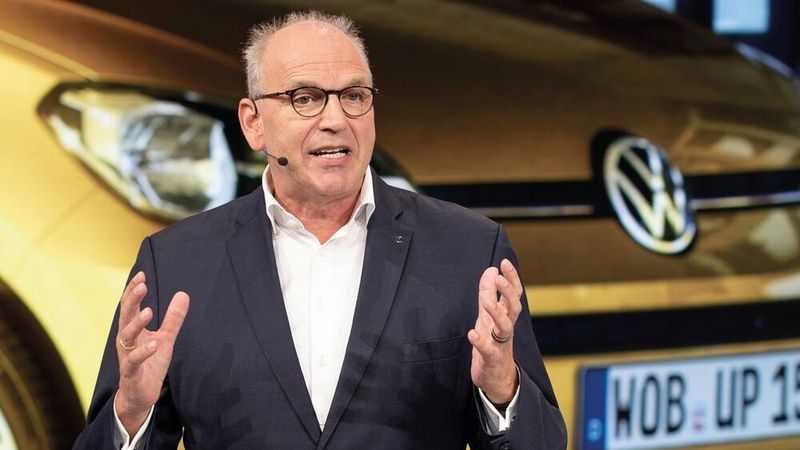 Jürgen Stackmann war insgesamt zehn Jahre lang in verschiedenen Positionen Vorstand im Volkswagen-Konzern.