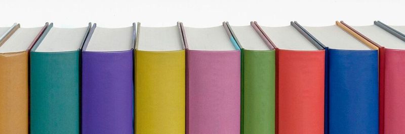 Warum das Experimentieren mit Bauklötzen und Knetmasse hilfreich für die Konstruktion additiv gefertigter Bauteile ist, erfahren Leser in dem Buch "3D-Druck – Profi-Wissen".