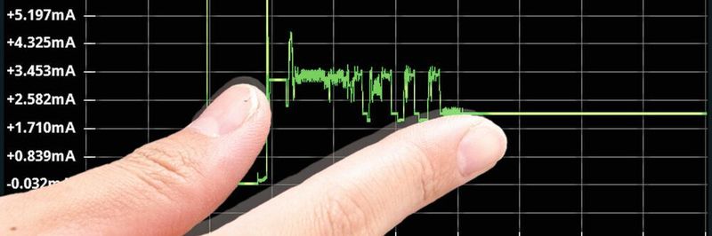 Touchscreen und intuitive Bedieneroberfläche von der Keithley-2400-Serie.