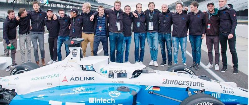 Das Team der Technischen Universität München (TUM) sicherte sich mit einer Durchschnittsgeschwindigkeit von 218 Stundenkilometern den ersten Platz.