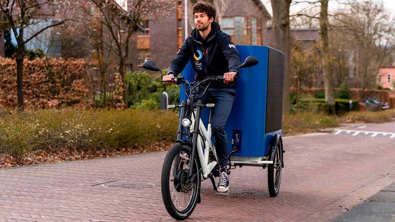 Das Lastenrad Sunrider kann seinen Fahrstrom selber produzieren.