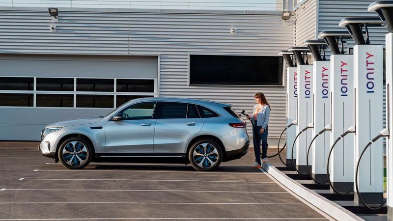 Viele der Befragten sorgen sich beim Kauf eines Elektroautos um die fehlende Ladeinfrastruktur.