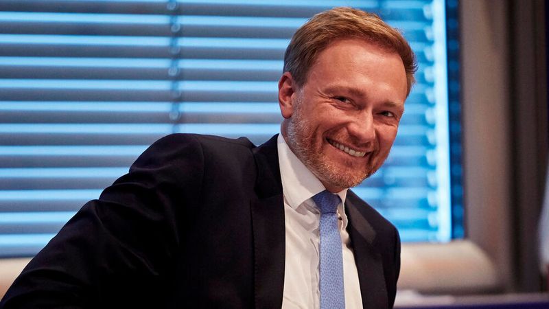 FDP-Chef Christian Lindner will die Pendlerpauschale nicht kürzen.