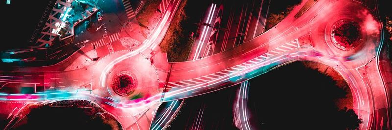 Mobilitätslösungen werden in Zukunft weniger von Hardware und mehr von Software geprägt. Diese Entwicklung verstärkt auch die Bedeutung der Datenmonetarisierung oder der Cybersicherheit.