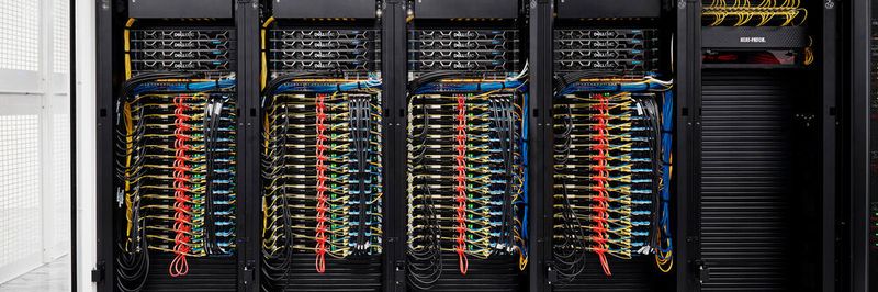 Abbildung 1: Das System „IPU-Pod256“ von Graphcore bietet bis zu 64 PetaFlops.