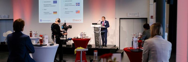 Im vergangenen Jahr konnte der Kongress Innovatives Management lediglich online durchgeführt werden. In diesem Jahr findet eine Hybrid-Veranstaltung statt: neben einem Präsenztreffen vor Ort wird die Veranstaltung auch per Livestream übertragen