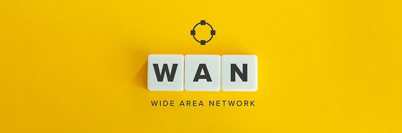 Das herkömmliche Weitverkehrsnetz hat ausgedient. Dezentrale Mitarbeiter und der anhaltende Trend zur Cloud erfordern neue Konzepte – wie SD-WAN.