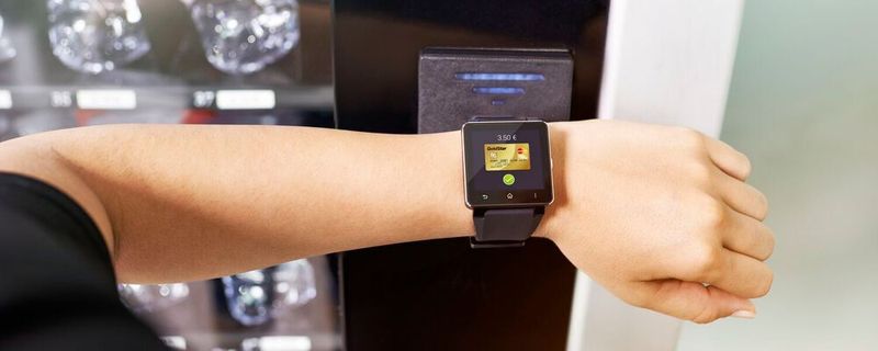 Mit seinen Produkten ist Infineon erfolgreich unter anderem bei mobilen Bezahlsystemen. Nun will das Unternehmen die UWB-Technik vorantreiben.