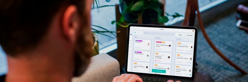 Digitale Produktionsprozesse: Ohne ein schwerfälliges ERP-System hat es Deguma Schütz geschafft, seine Produktionsprozesse über eine App zu planen, zu überwachen und zu steuern.