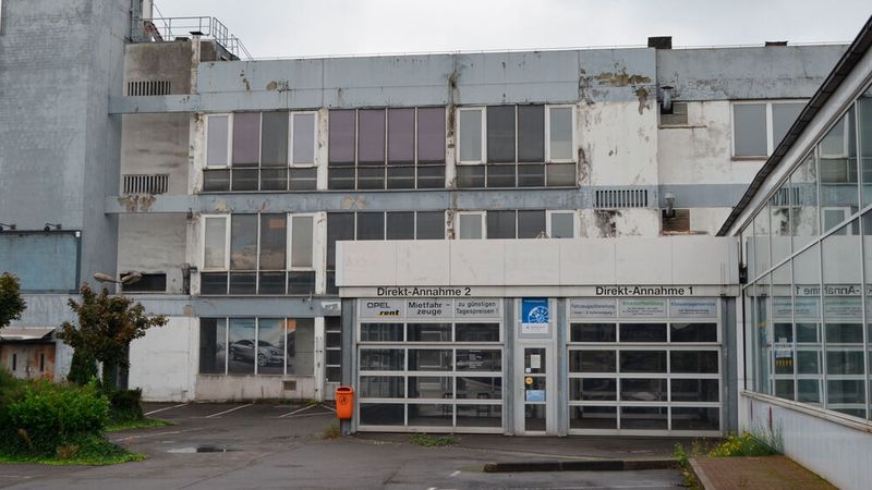 Verwaister Kfz-Betrieb: Allzuviele Pleiten gibt es derzeit nicht in der Kfz-Branche.