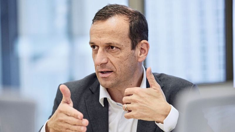 Martin Liehr: „Wer seinen Kia oder Hyundai per Klick im Wohnzimmer kauft, schließt den Vertrag mit einem Händler ab.“