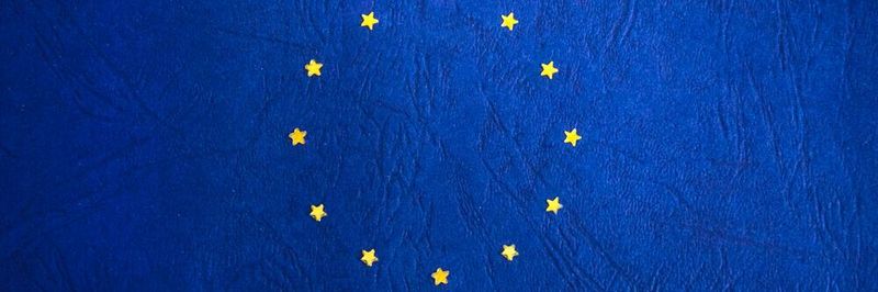 Die Waren müssen nun im Bestimmungsland beim Zoll angemeldet werden und mit dem geltenden Mehrwertsteuersatz versteuert werden.