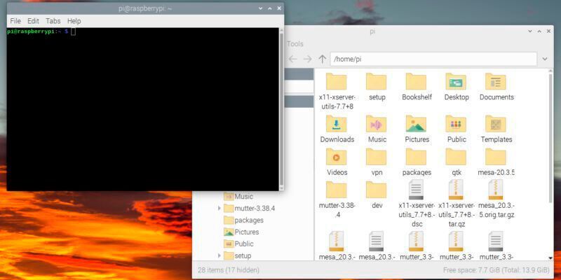 Raspberry Pi Modelle mit mehr als 2 GByte Arbeitsspeicher erhalten mit „Mutter" einen neuen Fenstermanager, der unter anderem optische Effekte wie Schattenwurf von Fenstern oder Öffnungsanimationen bietet. Die wesentlichen Änderungen hält das neue Raspberry Pi OS allerdings unter der Haube parat.