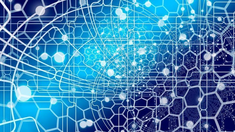Die Unternehmen haben bei der Implementierung von KI einiges dazugelernt. Vor allem die Einbindung von Mitarbeitern würden die Befragten Rückblickend verbessern.