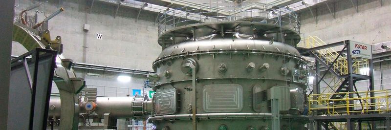 KSTAR: die „koreanische künstliche Sonne“, hat einen Rekord für die Aufrechterhaltung eines Plasmas bei Temperaturen von über 100 Millionen °C aufgestellt.