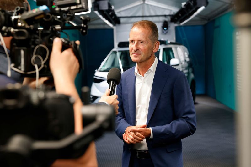 Der Streit um die Personalie Diess spaltet jetzt offenbar auch den Betriebsrat von Volkswagen.