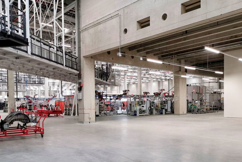 500.000 Autos sollen im neuen Tesla-Werk künftig jährlich vom Band laufen, die Batterieproduktion hat eine Kapazität von 50 GWh.