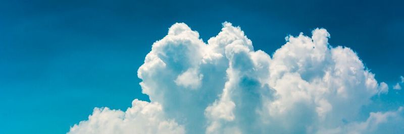 Unternehmen wie McDonalds oder Net Cologne verlagern Kernprozesse wie das Controlling und die Finanzplanung in die Cloud. Wieso sich diese Migration lohnen kann, stellt Oracle mit 6 Gründen vor.