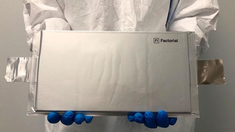 40-Ah-Zelle mit Festelektrolyt von Factorial Energy.