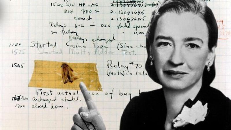 „First actual case of a bug being found“: Der Programmiererin Grace Hopper gilt als die Person, die den Begriff „Debugging“ allgemein gebräuchlich machte, als sie in den 1947 Jahren eine Motte im a Mark II Computer der Harvard University entdeckte, die Fehler verursachte. Damals wie heute stellt die Suche nach Fehlern eine der zeitraubendsten Tätigkeiten von Software- und Hardware-Ingenieuren dar.