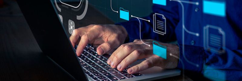 Privileged Access Management ist eine Funktion in Windows Server 2022 um Administratorkonten in Active Directory vor Angriffen zu schützen.