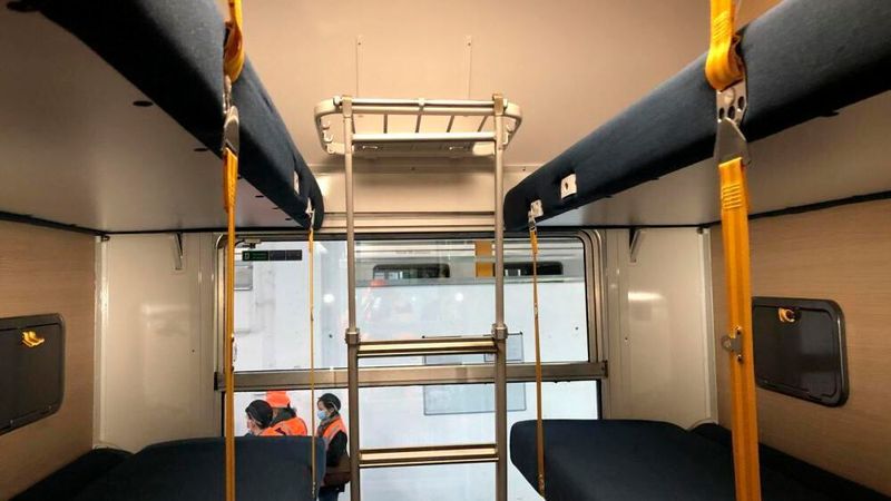 Nachtzugabteil eines französischen SNCF-Wagens