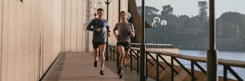 Scheinbar unkritische Daten werden zum Einfallstor für Kriminelle: Die Joggingrouten einer Fitnessapp zeigten beispielsweise die Grundrisse von geheimen US-Militärstützpunkten.