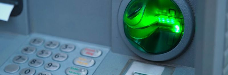 Den rückläufigen Trend beim „Skimming“ am Geldautomaten erklärt die Finanzbranche vor allem damit, dass massiv in die Sicherheit investiert wurde.
