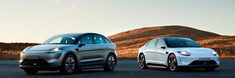 Mobilität wird bei Sony neu gedacht und interpretiert - auf der CES präsentierten die Japaner mit Vision-S 02 den Prototypen eines selbstfahrenden SUV, das voller Sony-Technik steckt.
