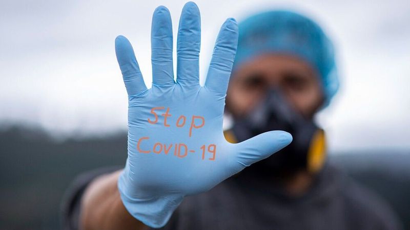 Wer sich trotz Empfehlungen nicht impfen lässt, kann im Fall einer Quarantäne nicht mit der Fortzahlung seines Lohns rechnen.