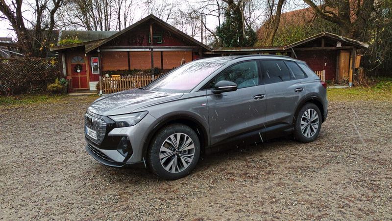 Ordentlich Platz, schickes Design und sinnvolle elektrische Reichweite: Der Q4 E-Tron hinterließ im Test einen guten Eindruck.