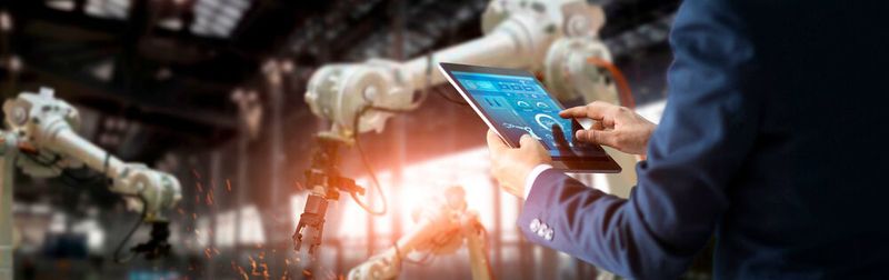 Cloud Native, Low-Code-Plattformen und der Digitale Zwilling gehören zu den wichtigsten Automationstechnologien die Unternehmen 2022 auf dem Schirm haben sollten.